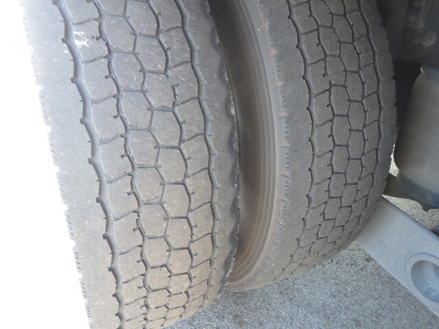 日野プロフィアアルミウイング大型（10t）[写真32]