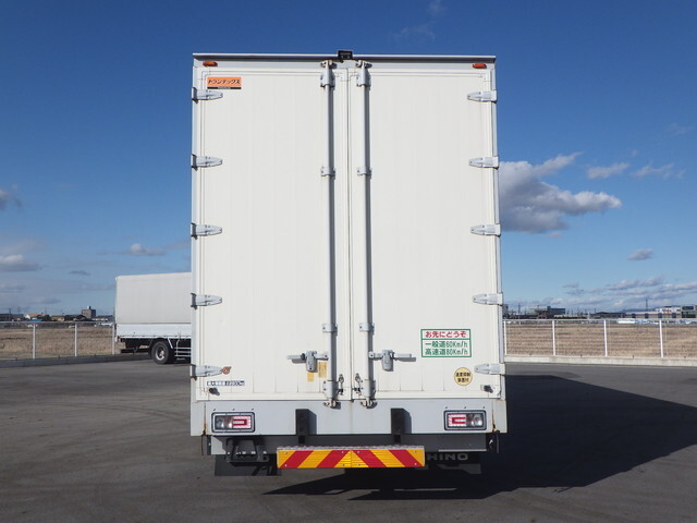 日野プロフィアアルミウイング大型（10t）[写真09]