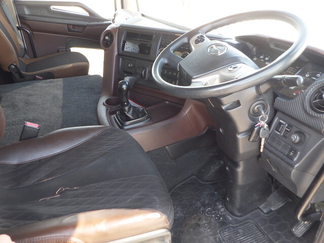 日野プロフィアアルミウイング大型（10t）[写真12]