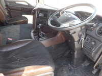 日野プロフィアアルミウイング大型（10t）[写真13]