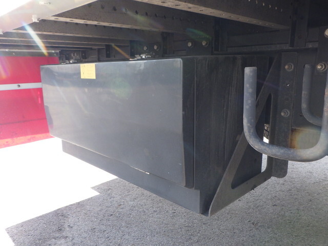 日野プロフィアアルミウイング大型（10t）[写真25]
