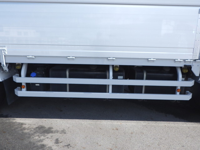 日野プロフィアアルミウイング大型（10t）[写真27]