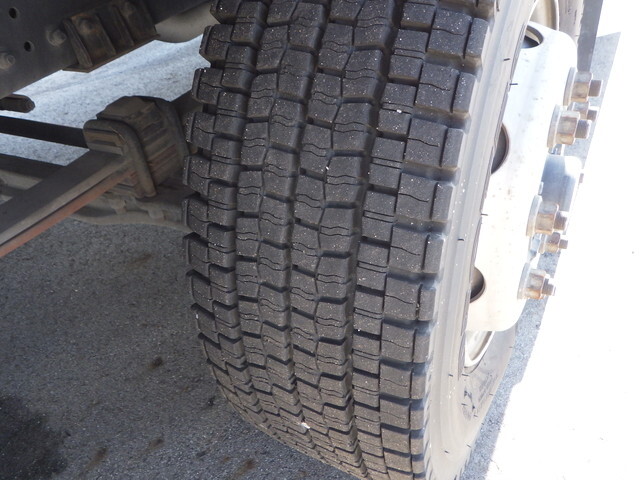 日野プロフィアアルミウイング大型（10t）[写真32]