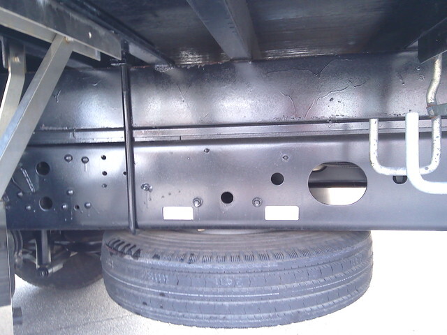 三菱ふそうファイターアルミブロック中型（4t）[写真12]