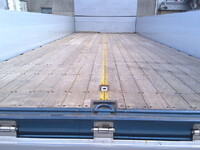 三菱ふそうファイターアルミブロック中型（4t）[写真17]