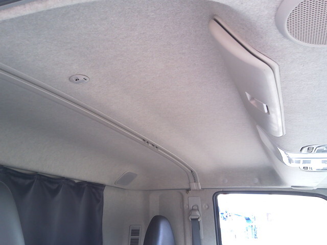 三菱ふそうファイターアルミブロック中型（4t）[写真25]