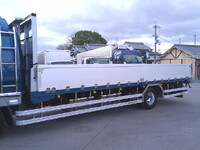 三菱ふそうファイターアルミブロック中型（4t）[写真06]