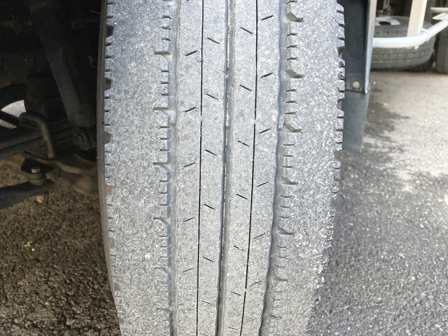 いすゞエルフアルミバン小型（2t・3t）[写真12]