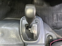 いすゞエルフアルミバン小型（2t・3t）[写真18]