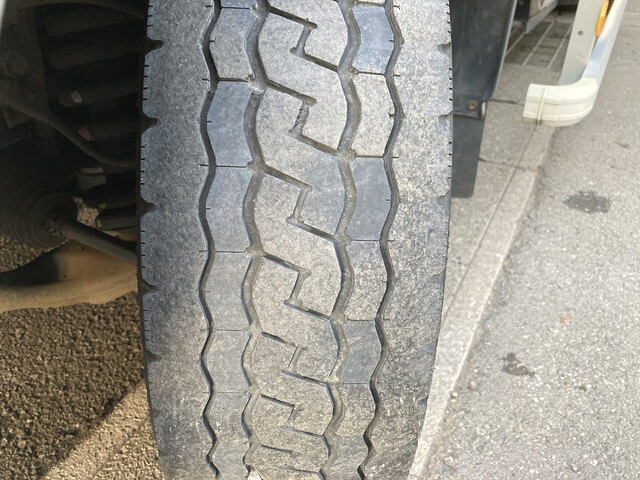 日野デュトロアルミバン小型（2t・3t）[写真12]