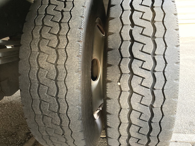 日野デュトロアルミバン小型（2t・3t）[写真13]