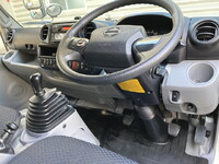 日野デュトロアルミバン小型（2t・3t）[写真16]