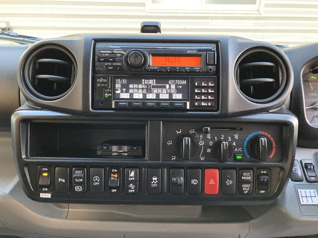 日野デュトロアルミバン小型（2t・3t）[写真16]