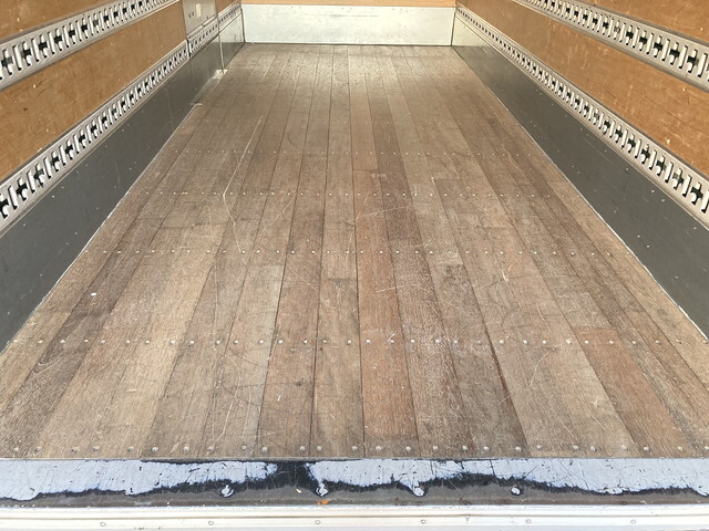 日野デュトロアルミバン小型（2t・3t）[写真23]