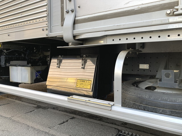 日野デュトロアルミバン小型（2t・3t）[写真08]