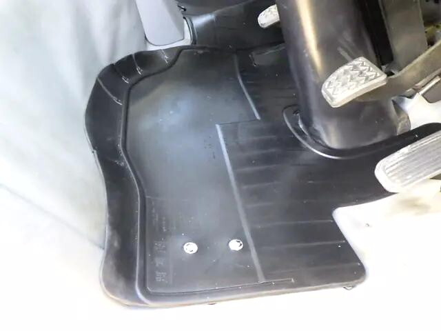 日野デュトロ平ボディ小型（2t・3t）[写真40]