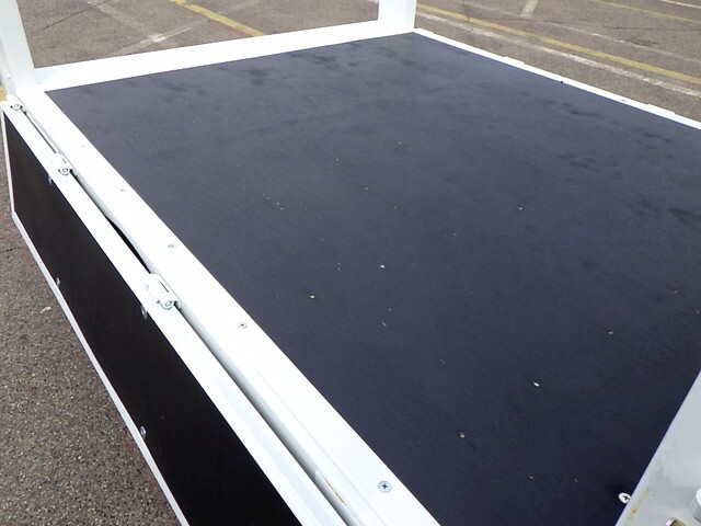 三菱ふそうキャンターダブルキャブ（Wキャブ）小型（2t・3t）[写真10]