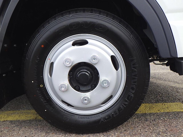 三菱ふそうキャンターダブルキャブ（Wキャブ）小型（2t・3t）[写真31]