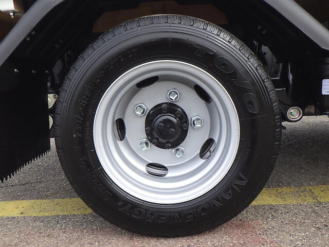 三菱ふそうキャンターダブルキャブ（Wキャブ）小型（2t・3t）[写真32]