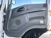 いすゞギガアルミウイング大型（10t）[写真17]