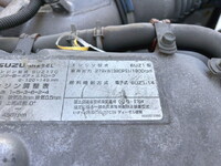 いすゞギガアルミウイング大型（10t）[写真31]