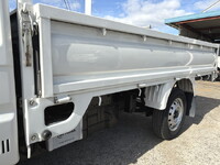 マツダボンゴ平ボディ小型（2t・3t）[写真10]