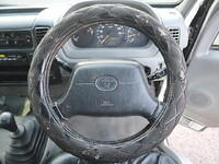 トヨタトヨエース平ボディ小型（2t・3t）[写真05]