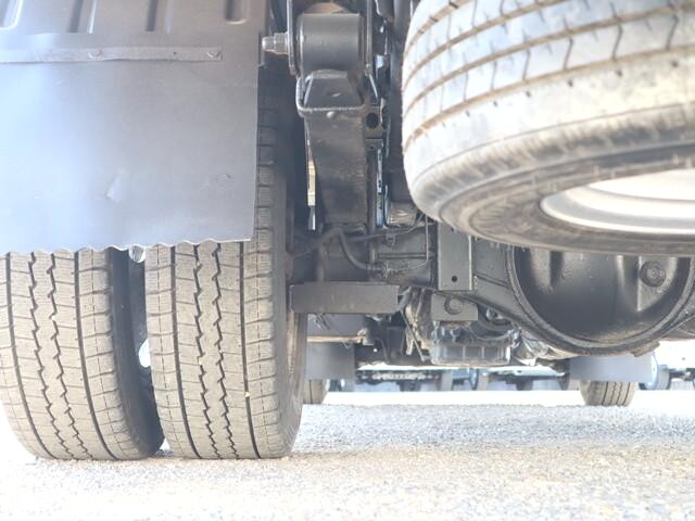 日野デュトロ平ボディ小型（2t・3t）[写真22]