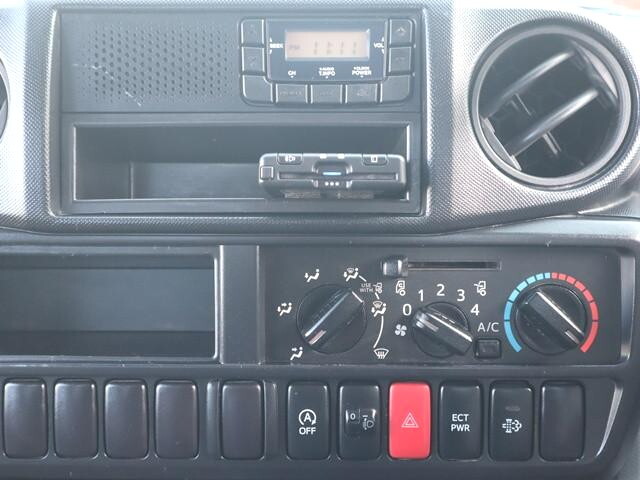 日野デュトロ平ボディ小型（2t・3t）[写真31]