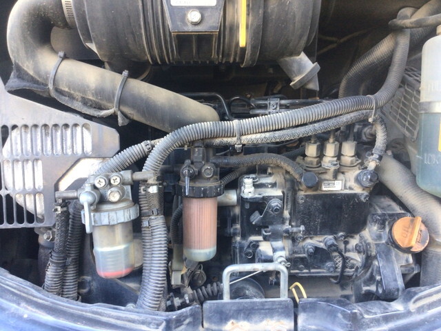 ヤンマーミニユンボ（ミニバックホー）[写真04]