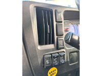 いすゞギガアルミウイング大型（10t）[写真27]