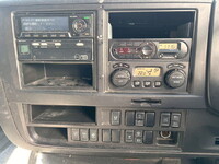 いすゞギガアルミウイング大型（10t）[写真29]