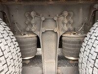 いすゞギガアルミウイング大型（10t）[写真41]