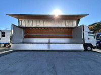 いすゞギガアルミウイング大型（10t）[写真09]