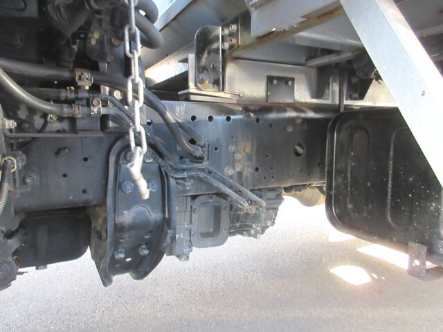 三菱ふそうファイターアルミウイング増トン（6t・8t）[写真12]