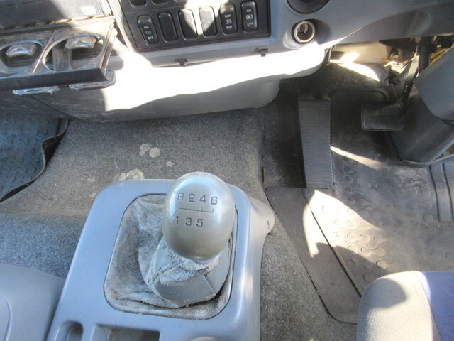 三菱ふそうファイターアルミウイング増トン（6t・8t）[写真18]