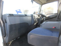 三菱ふそうファイターアルミウイング増トン（6t・8t）[写真24]