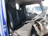 三菱ふそうキャンター平ボディ小型（2t・3t）[写真15]