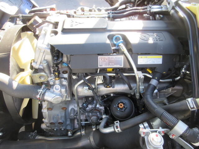 三菱ふそうキャンター平ボディ小型（2t・3t）[写真23]