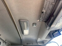 いすゞフォワードアルミウイング中型（4t）[写真22]