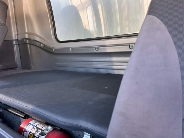 いすゞフォワードアルミウイング中型（4t）[写真22]