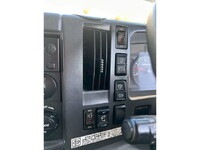 いすゞフォワードアルミウイング中型（4t）[写真26]