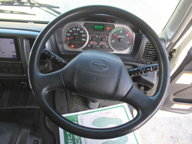 日野レンジャーアルミウイング中型（4t）[写真29]