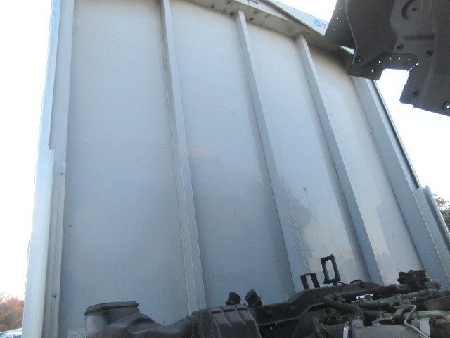 日野レンジャーアルミウイング中型（4t）[写真37]