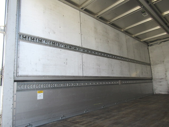 日野レンジャーアルミウイング中型（4t）[写真08]