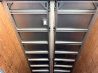 いすゞギガアルミウイング大型（10t）[写真17]