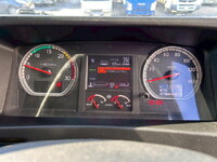 いすゞギガアルミウイング大型（10t）[写真27]