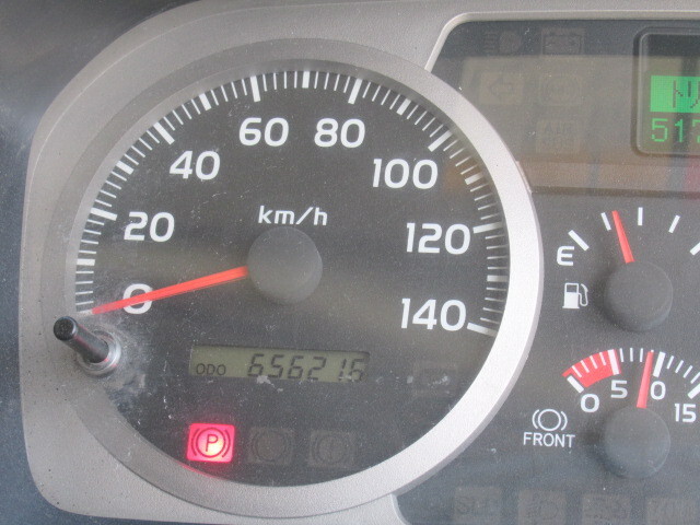 日野レンジャー幌ウイング中型（4t）[写真30]