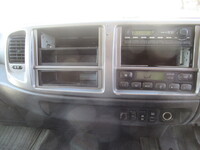 日野レンジャー幌ウイング中型（4t）[写真32]