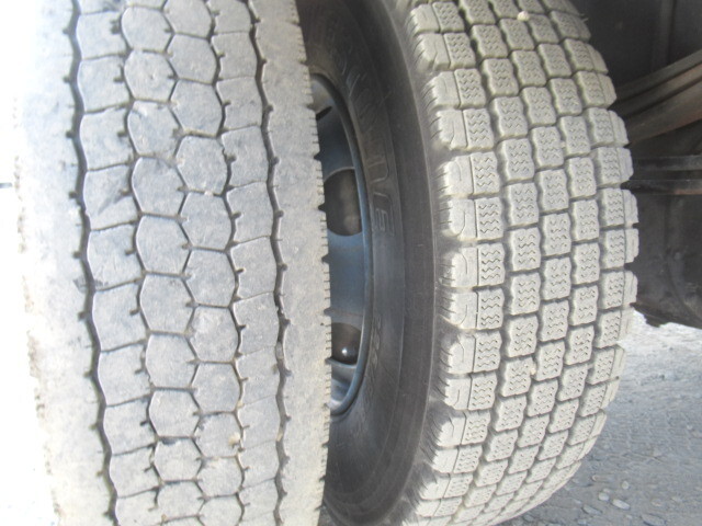 日野レンジャー幌ウイング中型（4t）[写真40]